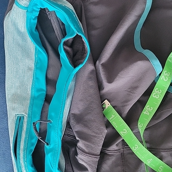 Lululemon Athletica Run Times Short Sz 10 - Picture 8 of 9